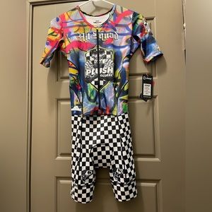 Plush Global one piece kit (Medium) NWT, by Zoot Sports. Fits true to size.